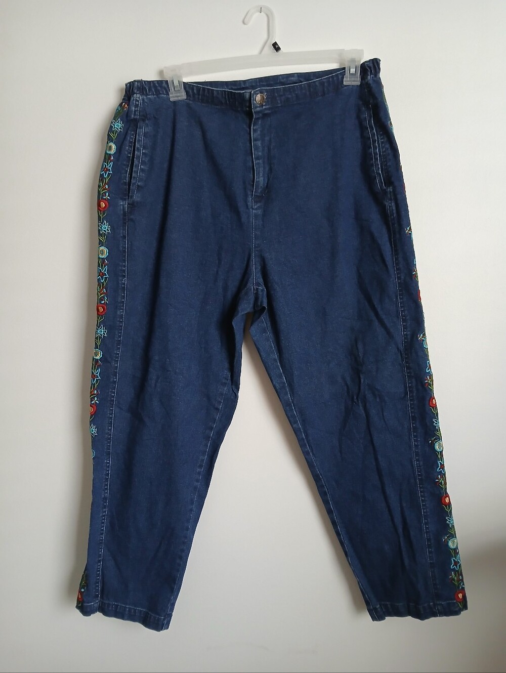 D & Co Denim jeans Embrodiered Sides Pickets Size Petite 1X